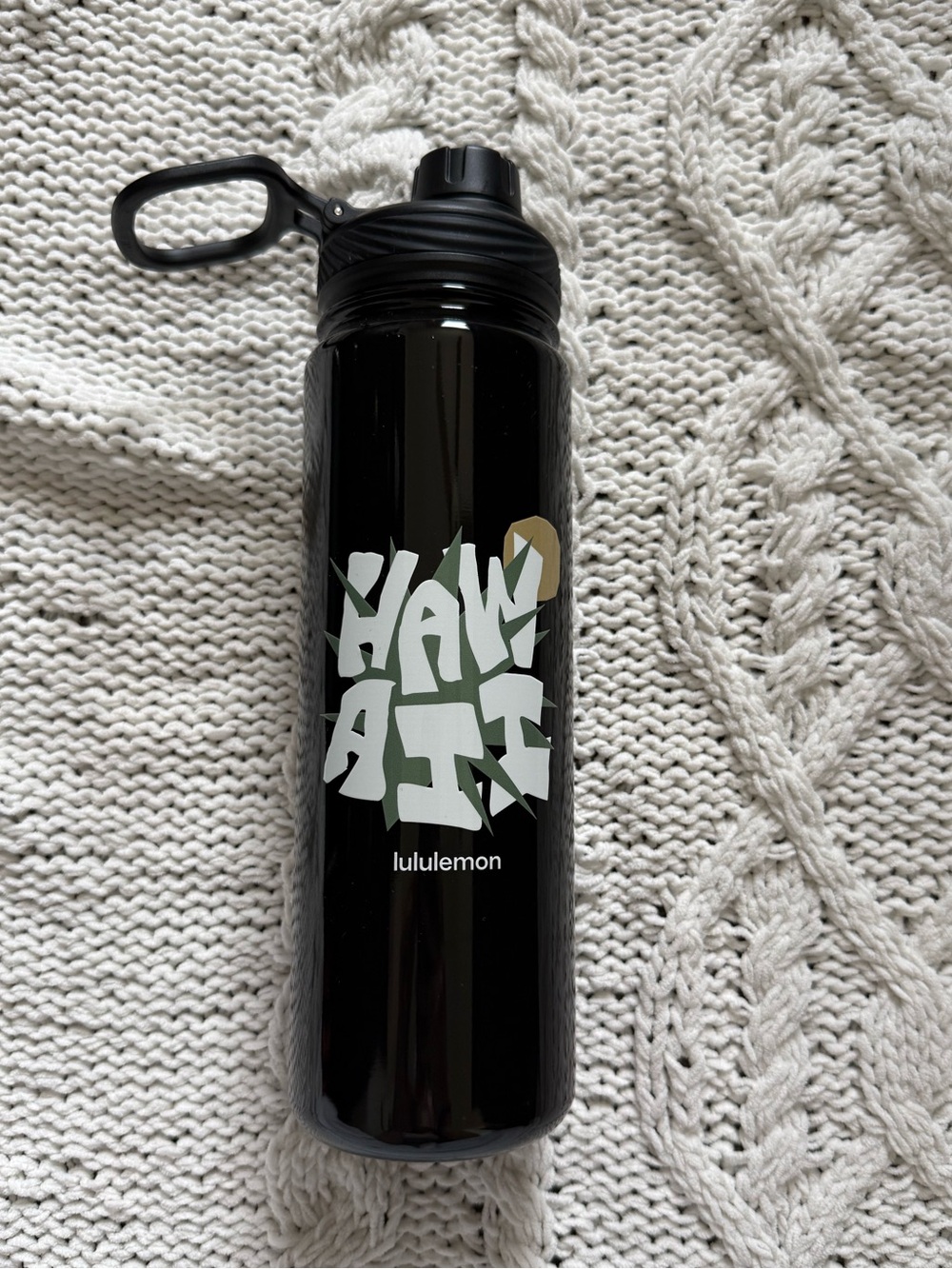 LULULEMON X HAWAII WATER BOTTLE